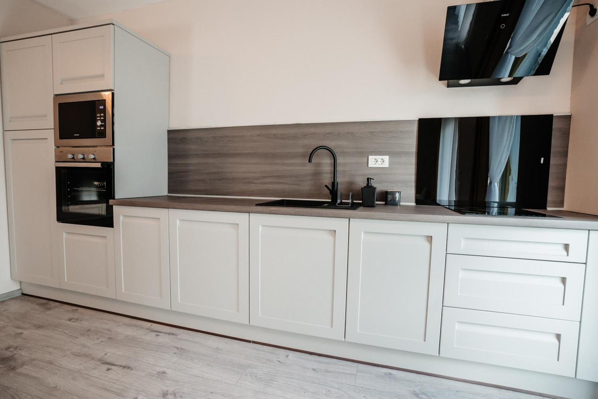 Sunrise View Apartment Oradea Eksteriør billede